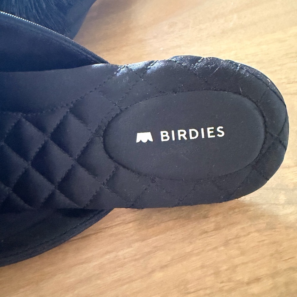 Birdies Dove Satin Mule in Black Satin Pom Women’s Size 8.5 - Picture 3 of 7
